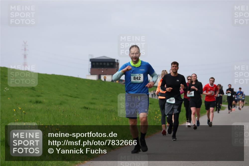 04.05.2025 - 8. Wedeler Halbmarathon Yannick Fuchs http://msf.ph/oto/7832666 04.05.2025 11:41:39 Laufen 842, 467, 198 meine-sportfotos.de