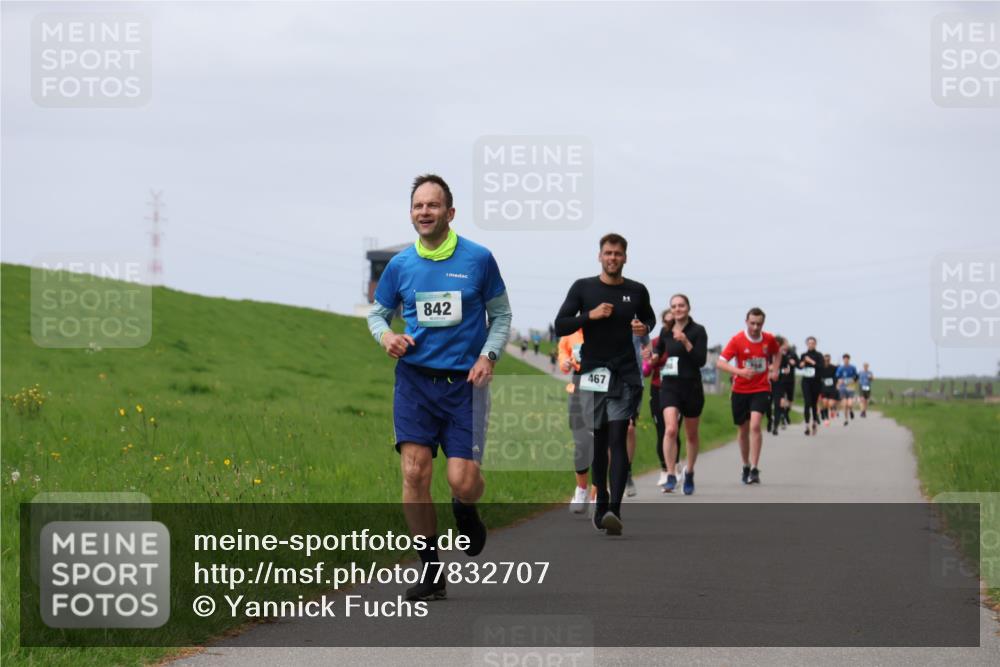 04.05.2025 - 8. Wedeler Halbmarathon Yannick Fuchs http://msf.ph/oto/7832707 04.05.2025 11:41:40 Laufen 842, 467 meine-sportfotos.de