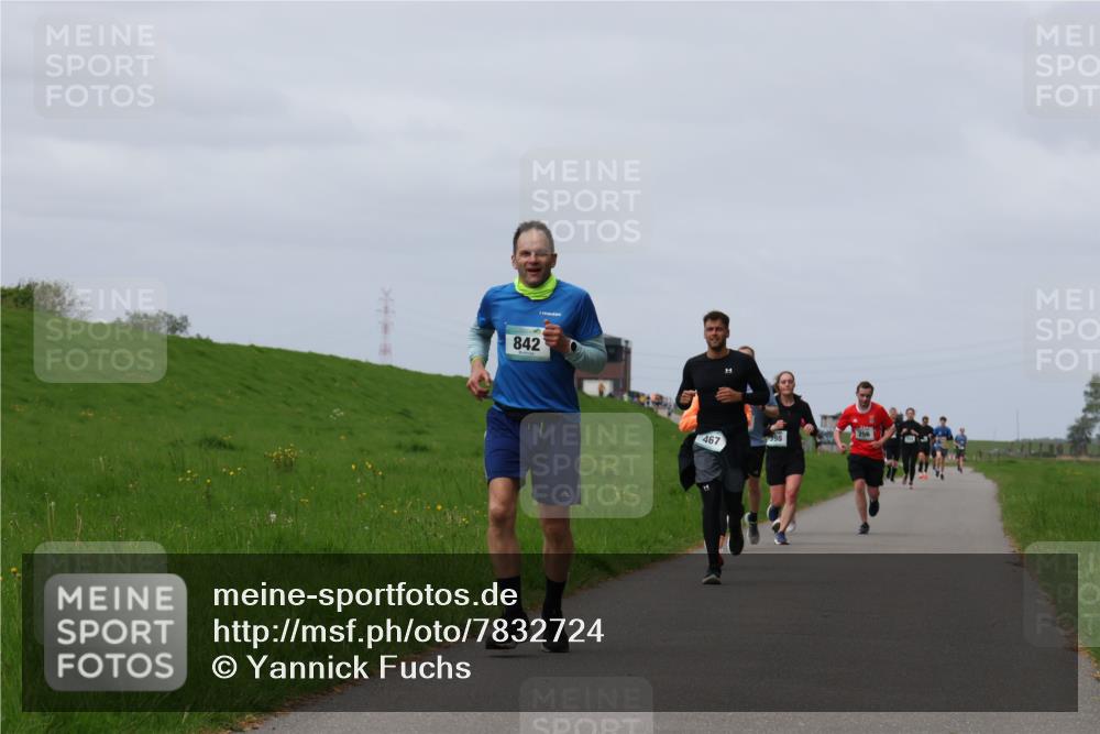 04.05.2025 - 8. Wedeler Halbmarathon Yannick Fuchs http://msf.ph/oto/7832724 04.05.2025 11:41:42 Laufen 842, 467, 398 meine-sportfotos.de