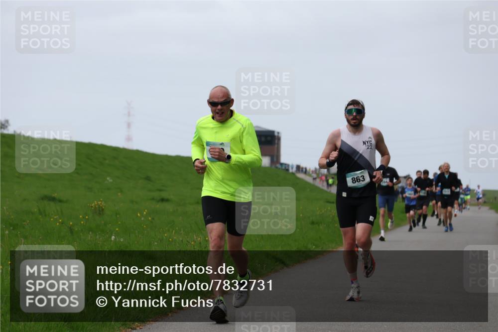 04.05.2025 - 8. Wedeler Halbmarathon Yannick Fuchs http://msf.ph/oto/7832731 04.05.2025 11:21:23 Laufen 863, 22 meine-sportfotos.de