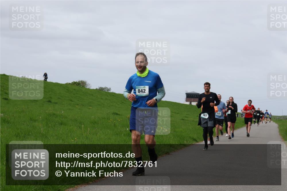04.05.2025 - 8. Wedeler Halbmarathon Yannick Fuchs http://msf.ph/oto/7832761 04.05.2025 11:41:43 Laufen 842, 467, 233 meine-sportfotos.de