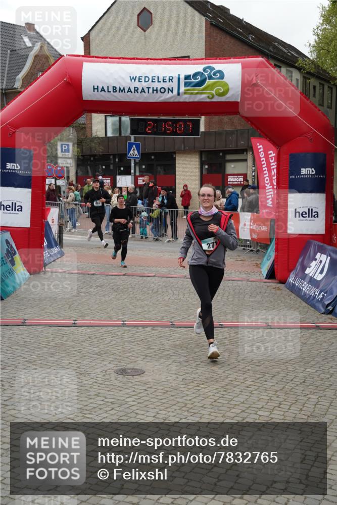 04.05.2025 - 8. Wedeler Halbmarathon Felixshl http://msf.ph/oto/7832765 04.05.2025 12:15:04 Ziel 271, 296, 601 meine-sportfotos.de