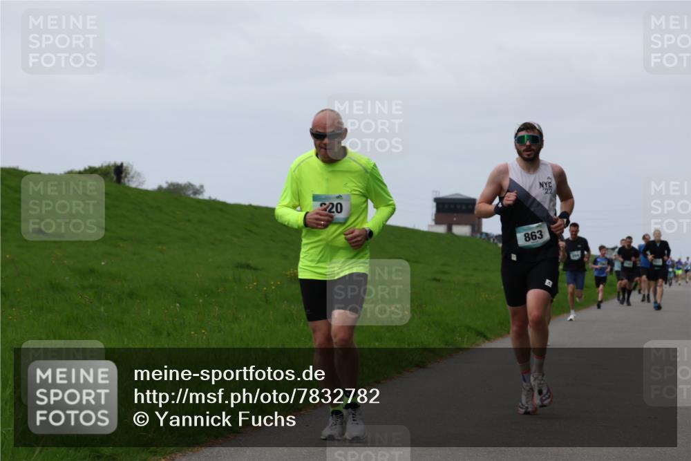 04.05.2025 - 8. Wedeler Halbmarathon Yannick Fuchs http://msf.ph/oto/7832782 04.05.2025 11:21:24 Laufen 220, 863 meine-sportfotos.de