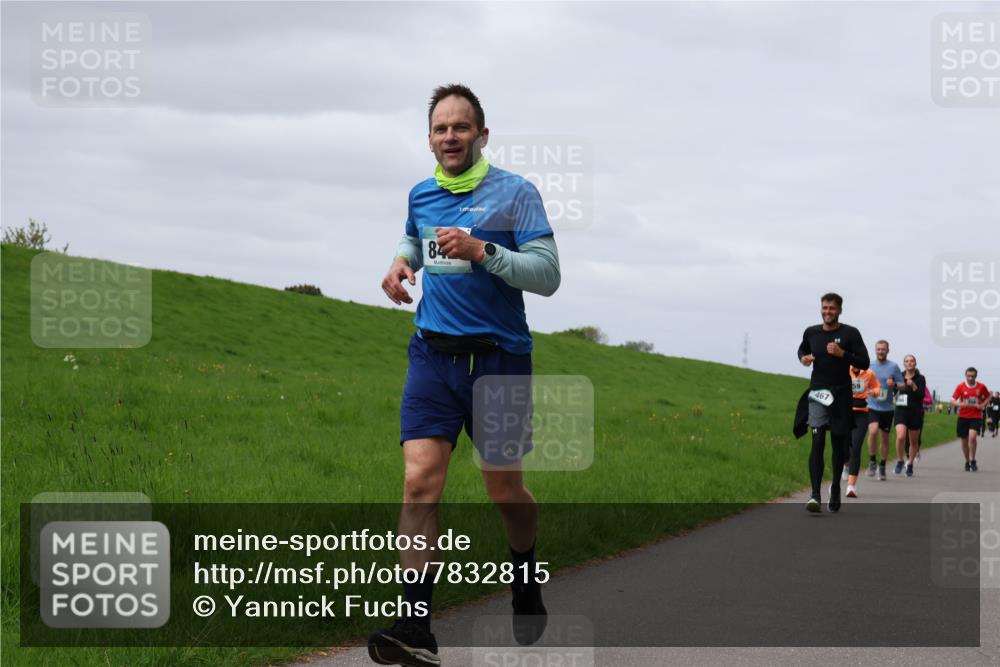 04.05.2025 - 8. Wedeler Halbmarathon Yannick Fuchs http://msf.ph/oto/7832815 04.05.2025 11:41:45 Laufen 84, 467, 59 meine-sportfotos.de