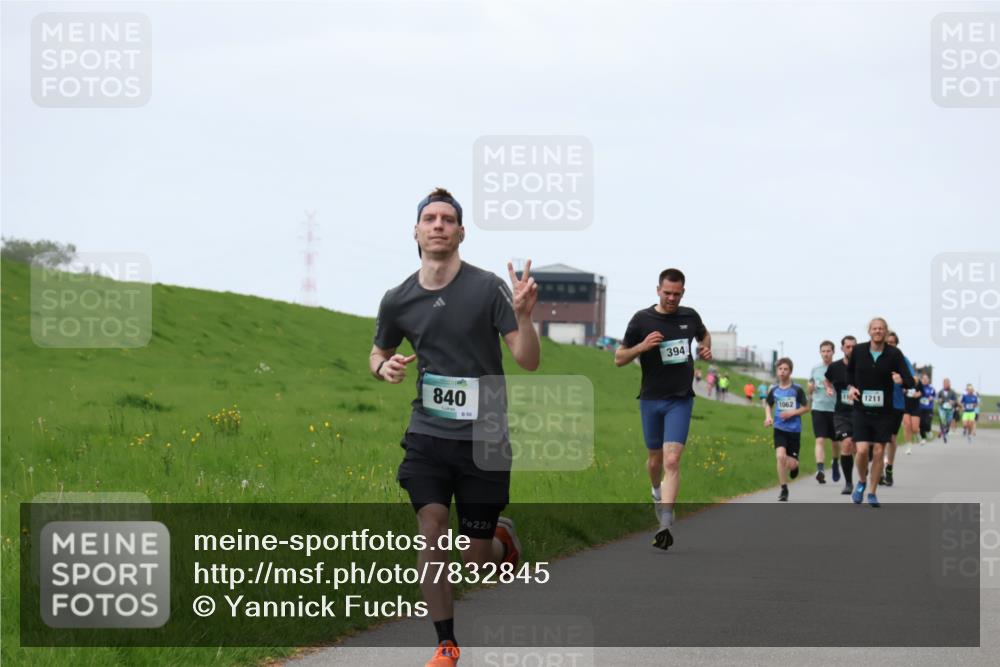 04.05.2025 - 8. Wedeler Halbmarathon Yannick Fuchs http://msf.ph/oto/7832845 04.05.2025 11:21:28 Laufen 840, 60, 226, 394, 1062, 1211 meine-sportfotos.de