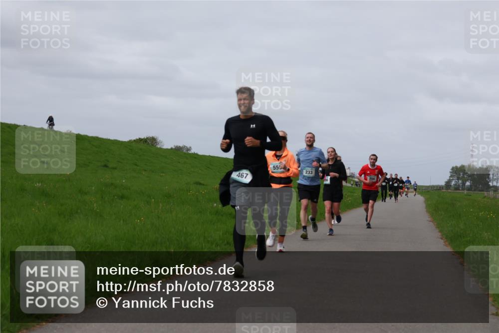 04.05.2025 - 8. Wedeler Halbmarathon Yannick Fuchs http://msf.ph/oto/7832858 04.05.2025 11:41:47 Laufen 467, 559, 233 meine-sportfotos.de
