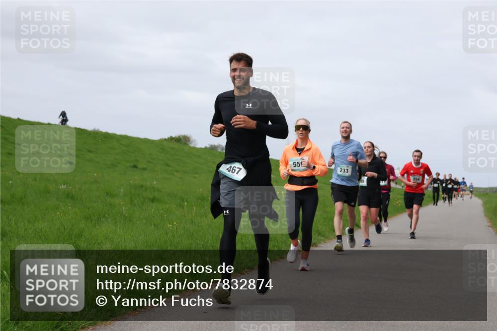 04.05.2025 - 8. Wedeler Halbmarathon Yannick Fuchs http://msf.ph/oto/7832874 04.05.2025 11:41:47 Laufen 467, 555, 233, 256 meine-sportfotos.de