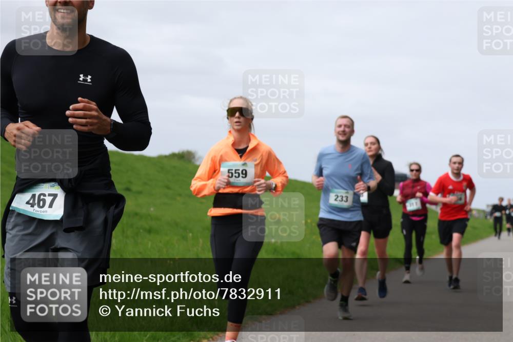 04.05.2025 - 8. Wedeler Halbmarathon Yannick Fuchs http://msf.ph/oto/7832911 04.05.2025 11:41:49 Laufen 467, 559, 233 meine-sportfotos.de