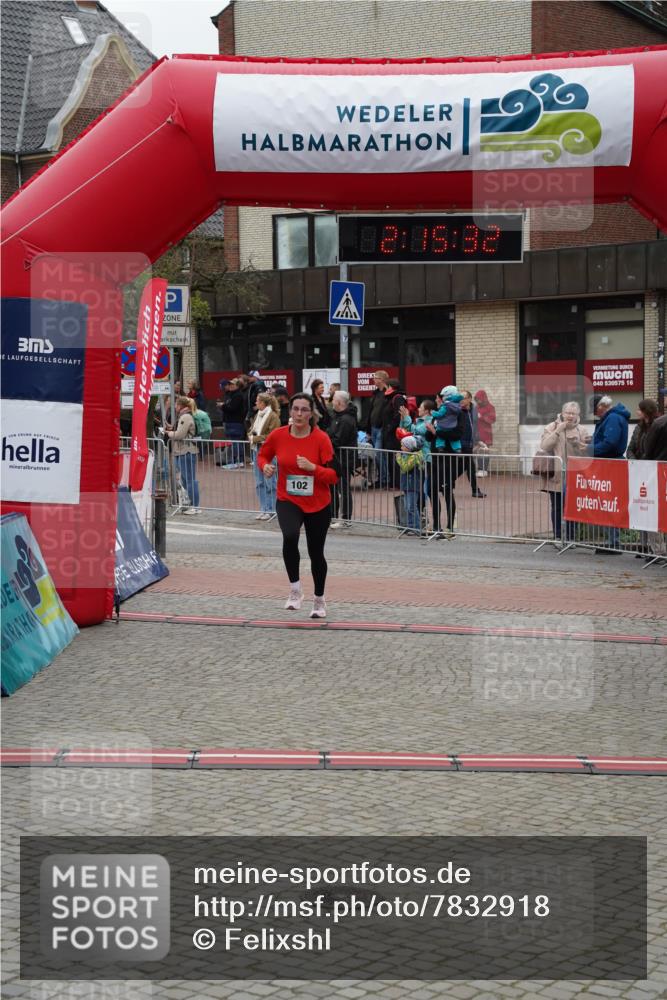 04.05.2025 - 8. Wedeler Halbmarathon Felixshl http://msf.ph/oto/7832918 04.05.2025 12:15:30 Ziel 102 meine-sportfotos.de