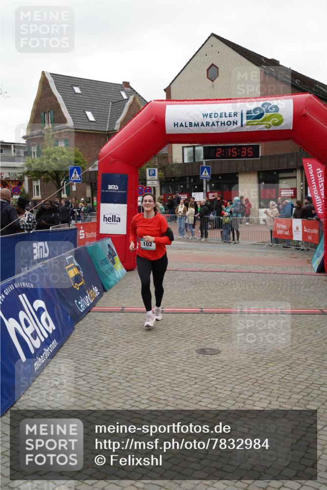 04.05.2025 - 8. Wedeler Halbmarathon Felixshl http://msf.ph/oto/7832984 04.05.2025 12:15:32 Ziel 102 meine-sportfotos.de