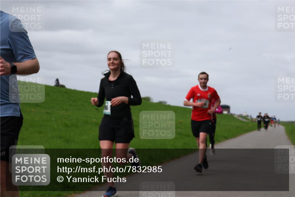 04.05.2025 - 8. Wedeler Halbmarathon Yannick Fuchs http://msf.ph/oto/7832985 04.05.2025 11:41:52 Laufen  meine-sportfotos.de