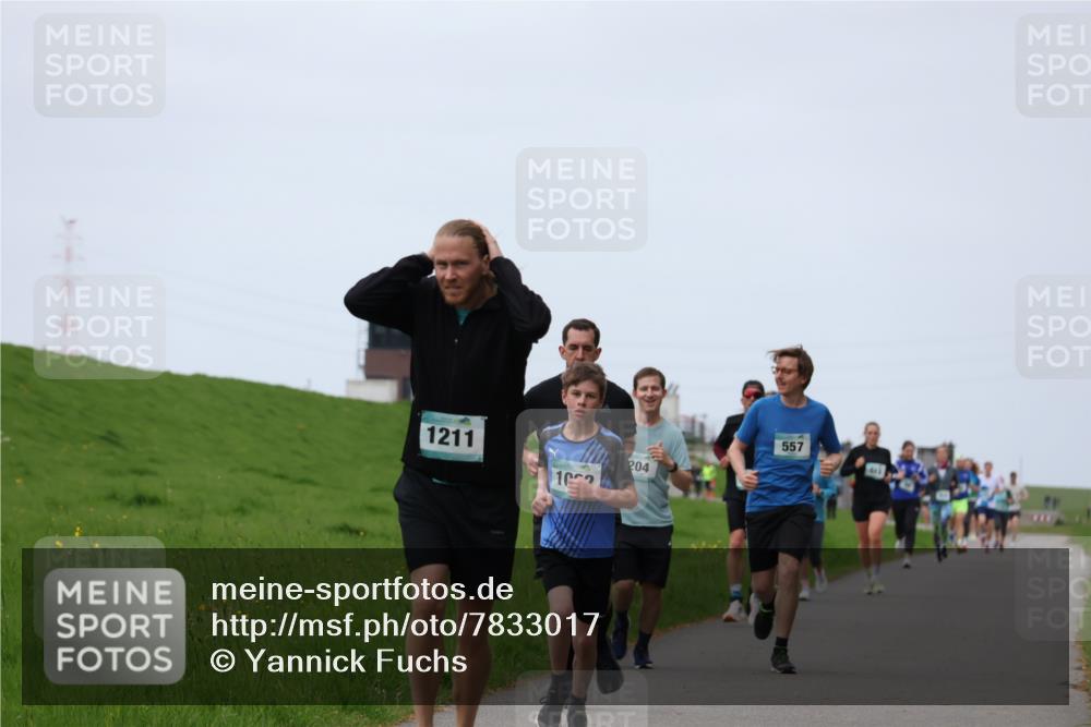 04.05.2025 - 8. Wedeler Halbmarathon Yannick Fuchs http://msf.ph/oto/7833017 04.05.2025 11:21:35 Laufen 1211, 1, 9, 204, 557 meine-sportfotos.de