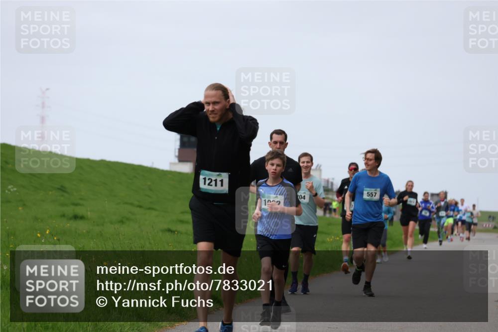 04.05.2025 - 8. Wedeler Halbmarathon Yannick Fuchs http://msf.ph/oto/7833021 04.05.2025 11:21:35 Laufen 1211, 10, 2, 204, 557 meine-sportfotos.de