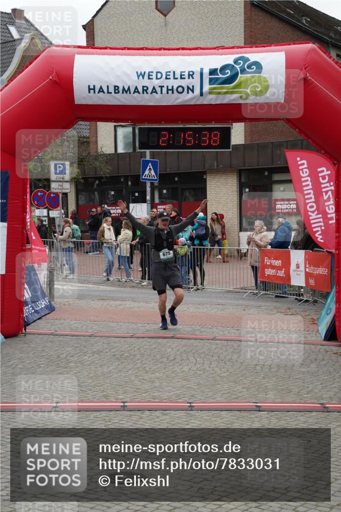 04.05.2025 - 8. Wedeler Halbmarathon Felixshl http://msf.ph/oto/7833031 04.05.2025 12:15:35 Ziel 102, 675 meine-sportfotos.de