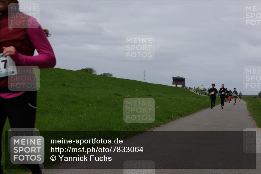 04.05.2025 - 8. Wedeler Halbmarathon Yannick Fuchs http://msf.ph/oto/7833064 04.05.2025 11:41:55 Laufen 7, 719 meine-sportfotos.de