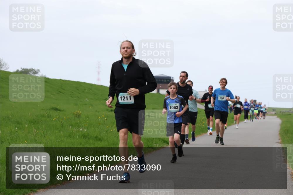 04.05.2025 - 8. Wedeler Halbmarathon Yannick Fuchs http://msf.ph/oto/7833090 04.05.2025 11:21:37 Laufen 1211, 1062, 557 meine-sportfotos.de