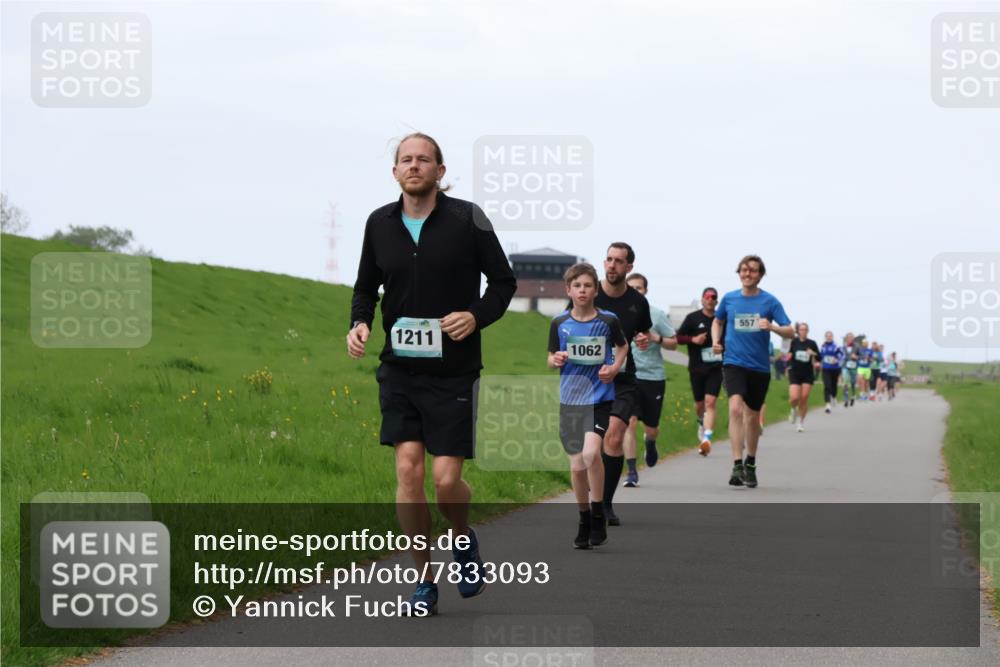 04.05.2025 - 8. Wedeler Halbmarathon Yannick Fuchs http://msf.ph/oto/7833093 04.05.2025 11:21:37 Laufen 1211, 1062, 557 meine-sportfotos.de
