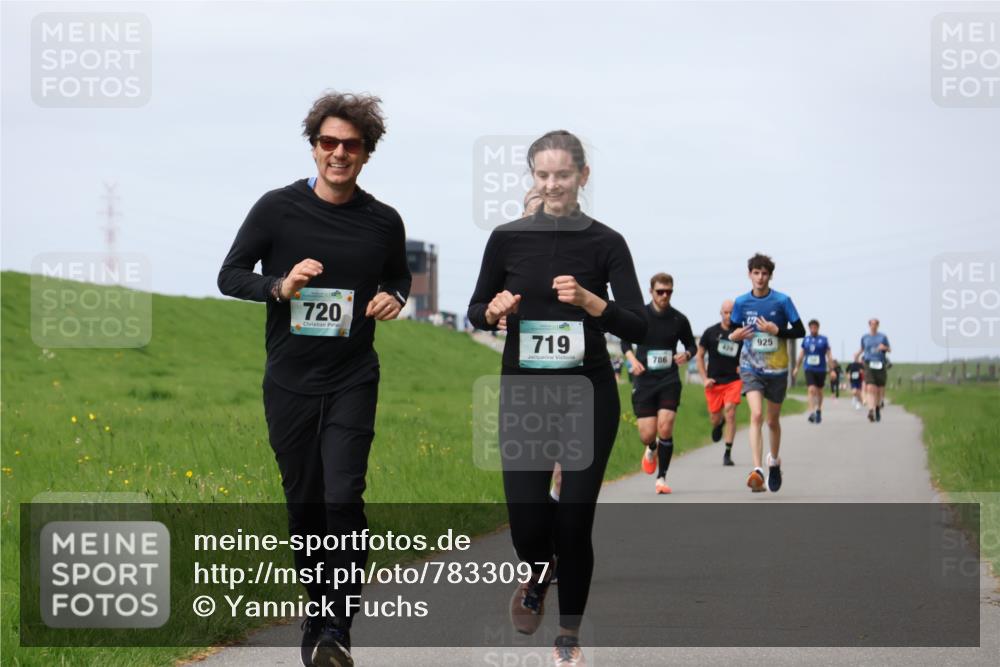 04.05.2025 - 8. Wedeler Halbmarathon Yannick Fuchs http://msf.ph/oto/7833097 04.05.2025 11:42:05 Laufen 720, 719, 786, 925 meine-sportfotos.de