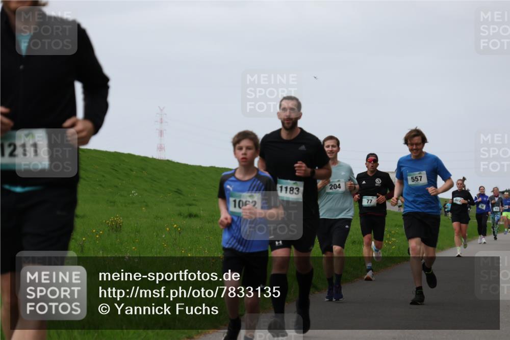 04.05.2025 - 8. Wedeler Halbmarathon Yannick Fuchs http://msf.ph/oto/7833135 04.05.2025 11:21:39 Laufen 1211, 1062, 1183, 204, 77, 557, 513 meine-sportfotos.de