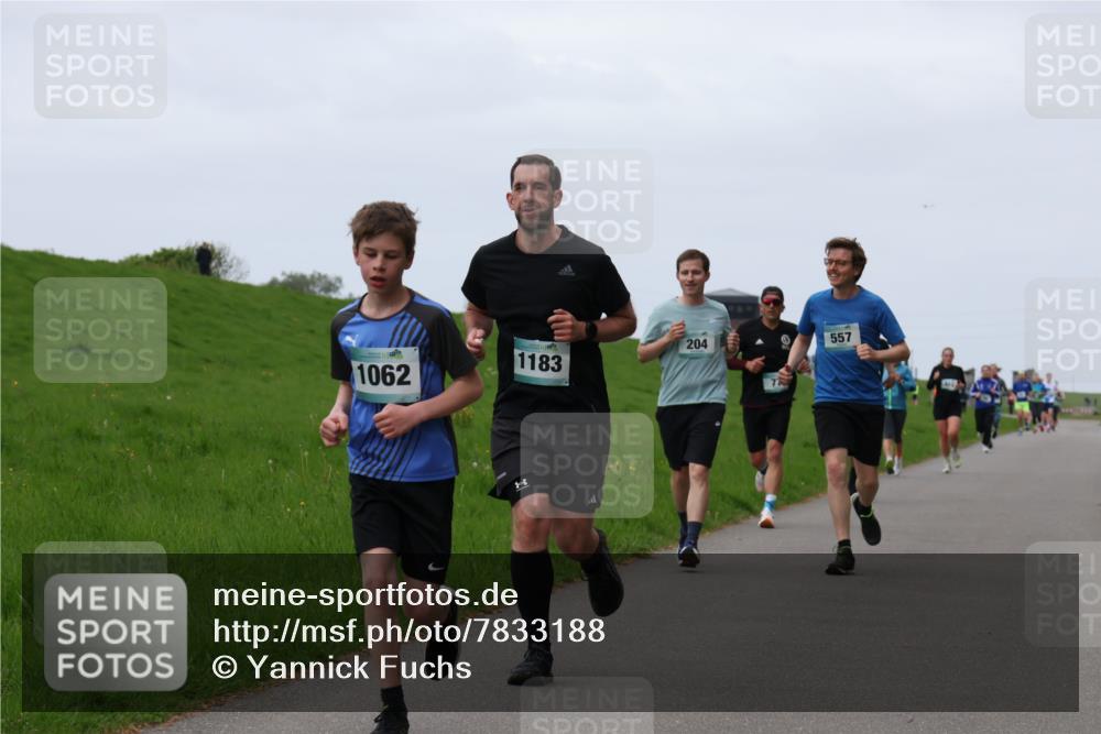 04.05.2025 - 8. Wedeler Halbmarathon Yannick Fuchs http://msf.ph/oto/7833188 04.05.2025 11:21:41 Laufen 1062, 1, 1183, 204, 557 meine-sportfotos.de