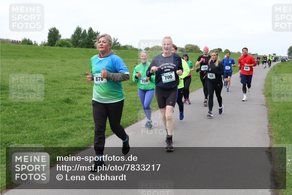 04.05.2025 - 8. Wedeler Halbmarathon Lena Gebhardt http://msf.ph/oto/7833217 04.05.2025 11:21:48 Laufen 878, 728, 700, 1134, 703, 860, 454 meine-sportfotos.de