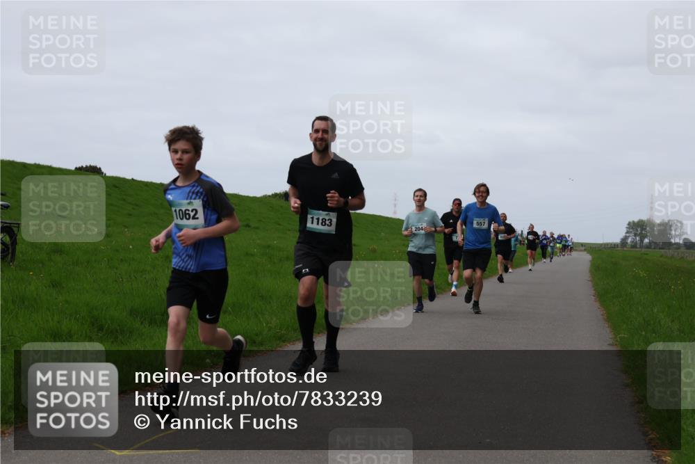 04.05.2025 - 8. Wedeler Halbmarathon Yannick Fuchs http://msf.ph/oto/7833239 04.05.2025 11:21:42 Laufen 1062, 1183, 204, 557 meine-sportfotos.de
