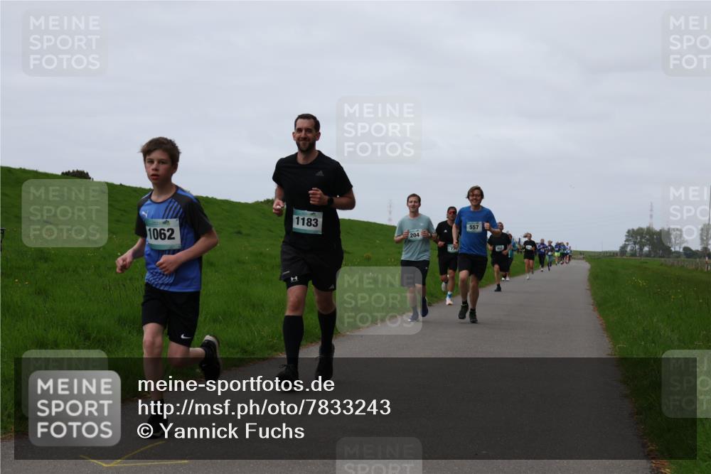 04.05.2025 - 8. Wedeler Halbmarathon Yannick Fuchs http://msf.ph/oto/7833243 04.05.2025 11:21:42 Laufen 1183, 204, 1062, 557 meine-sportfotos.de