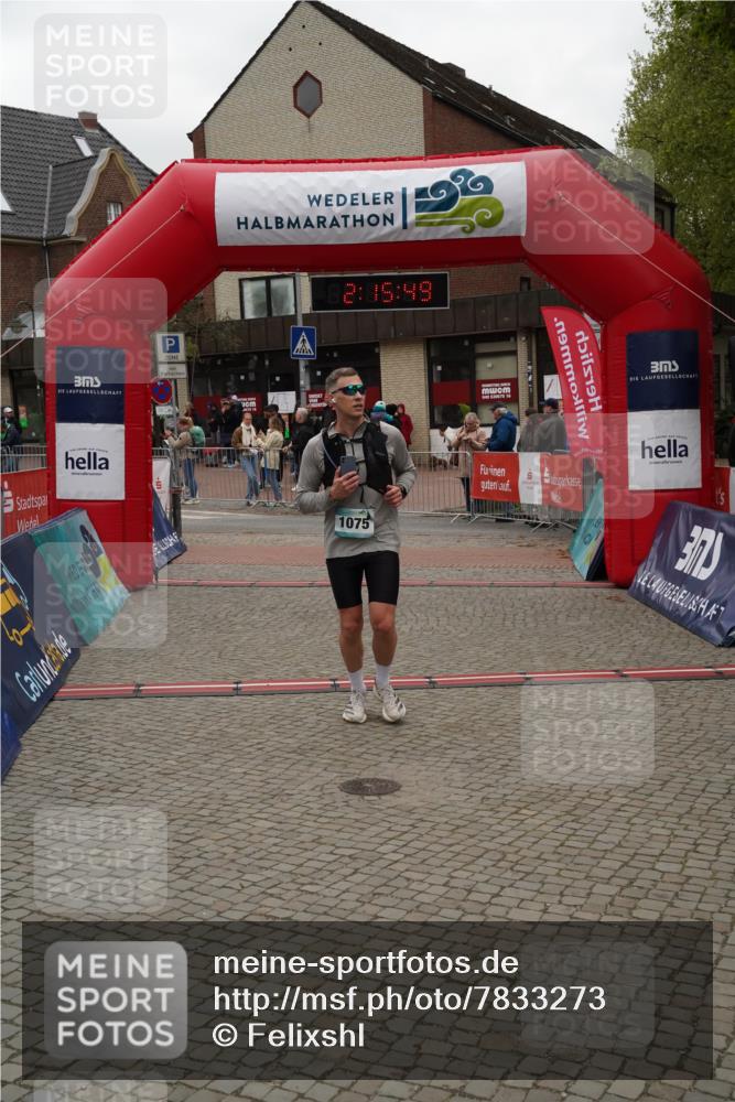 04.05.2025 - 8. Wedeler Halbmarathon Felixshl http://msf.ph/oto/7833273 04.05.2025 12:15:46 Ziel 270, 1075 meine-sportfotos.de