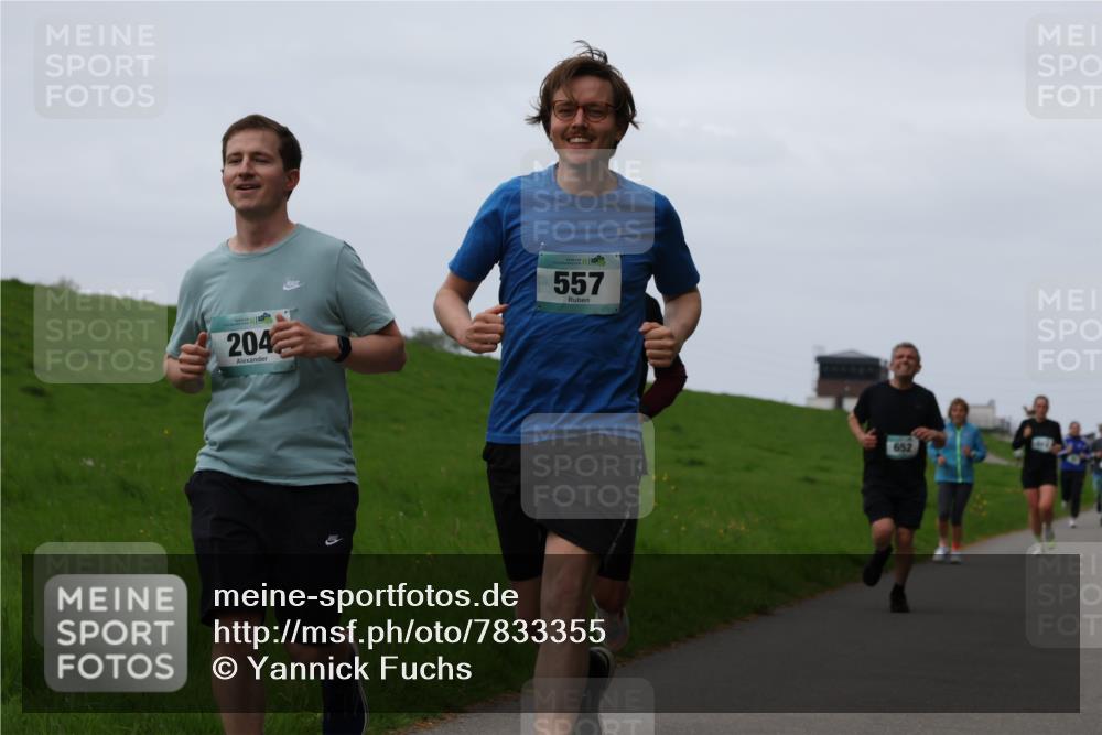 04.05.2025 - 8. Wedeler Halbmarathon Yannick Fuchs http://msf.ph/oto/7833355 04.05.2025 11:21:45 Laufen 204, 557, 652 meine-sportfotos.de