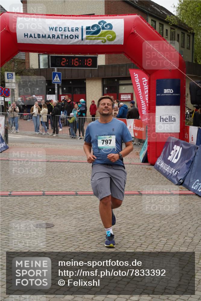 04.05.2025 - 8. Wedeler Halbmarathon Felixshl http://msf.ph/oto/7833392 04.05.2025 12:16:16 Ziel 797 meine-sportfotos.de