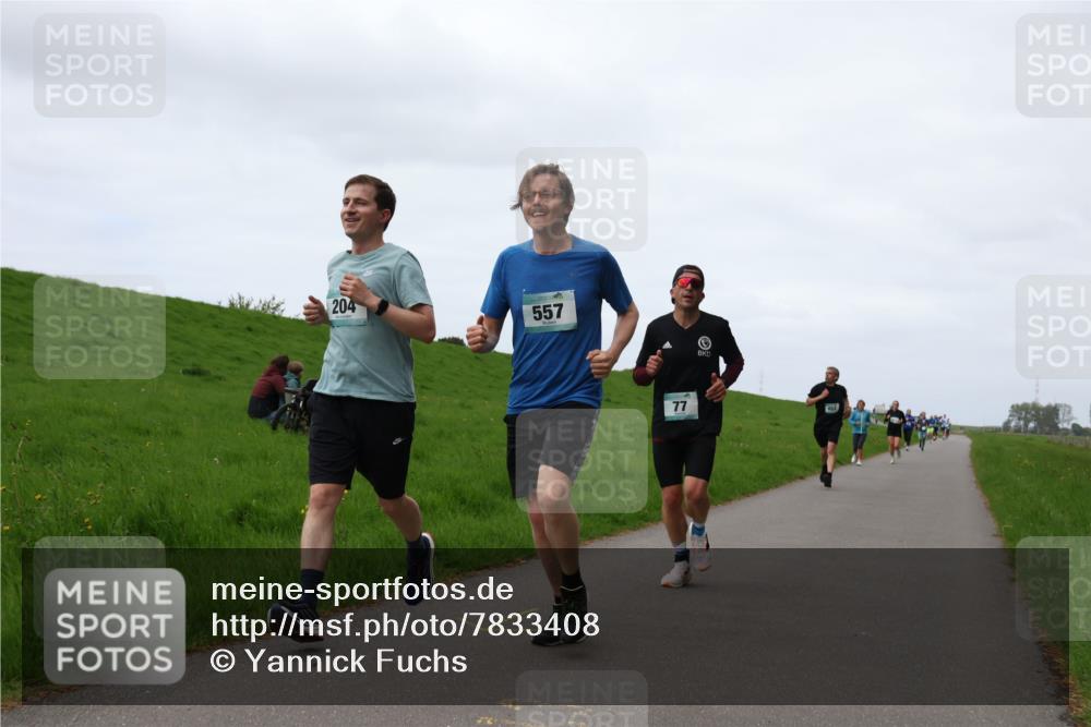 04.05.2025 - 8. Wedeler Halbmarathon Yannick Fuchs http://msf.ph/oto/7833408 04.05.2025 11:21:47 Laufen 204, 557, 77 meine-sportfotos.de