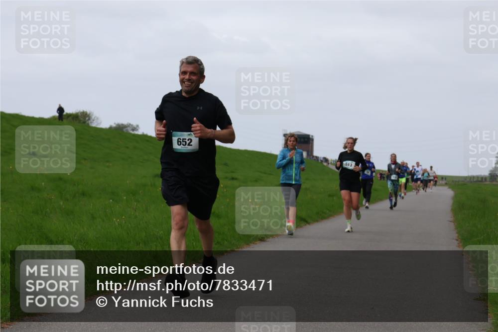 04.05.2025 - 8. Wedeler Halbmarathon Yannick Fuchs http://msf.ph/oto/7833471 04.05.2025 11:21:49 Laufen 652, 513 meine-sportfotos.de