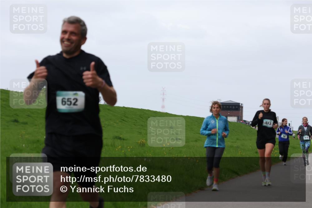04.05.2025 - 8. Wedeler Halbmarathon Yannick Fuchs http://msf.ph/oto/7833480 04.05.2025 11:21:50 Laufen 652 meine-sportfotos.de