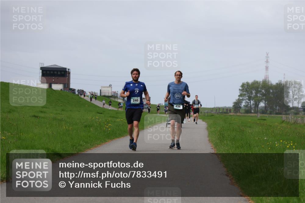 04.05.2025 - 8. Wedeler Halbmarathon Yannick Fuchs http://msf.ph/oto/7833491 04.05.2025 11:42:25 Laufen  meine-sportfotos.de