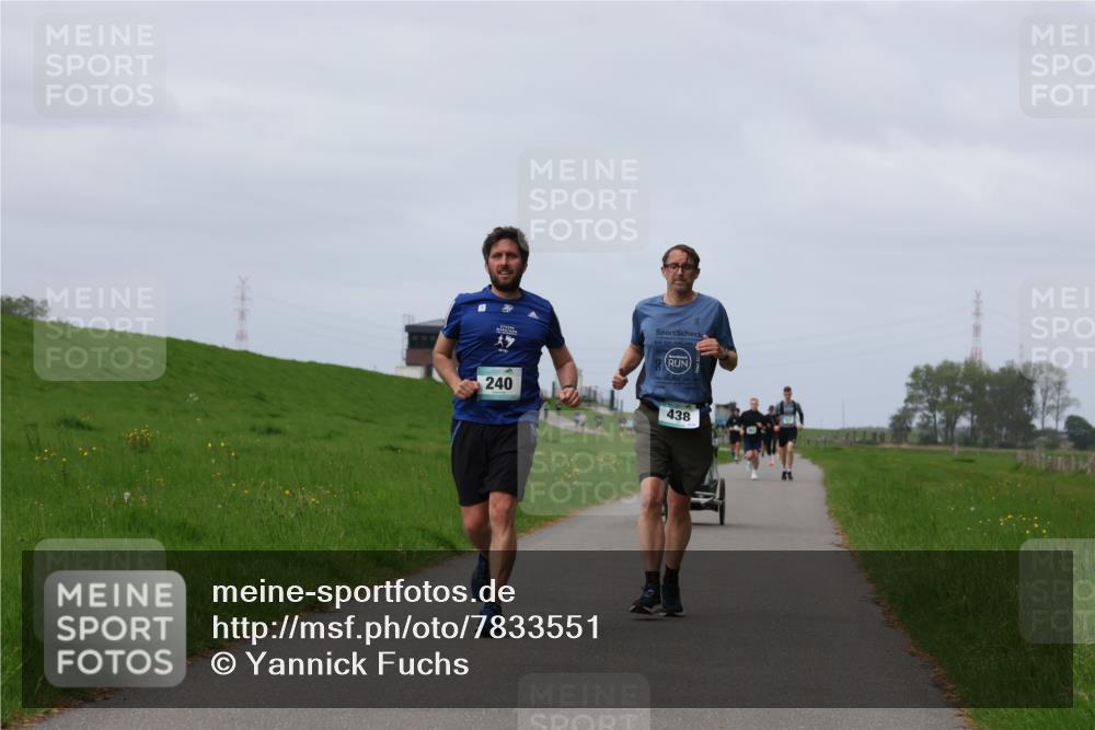 04.05.2025 - 8. Wedeler Halbmarathon Yannick Fuchs http://msf.ph/oto/7833551 04.05.2025 11:42:31 Laufen 240, 438 meine-sportfotos.de