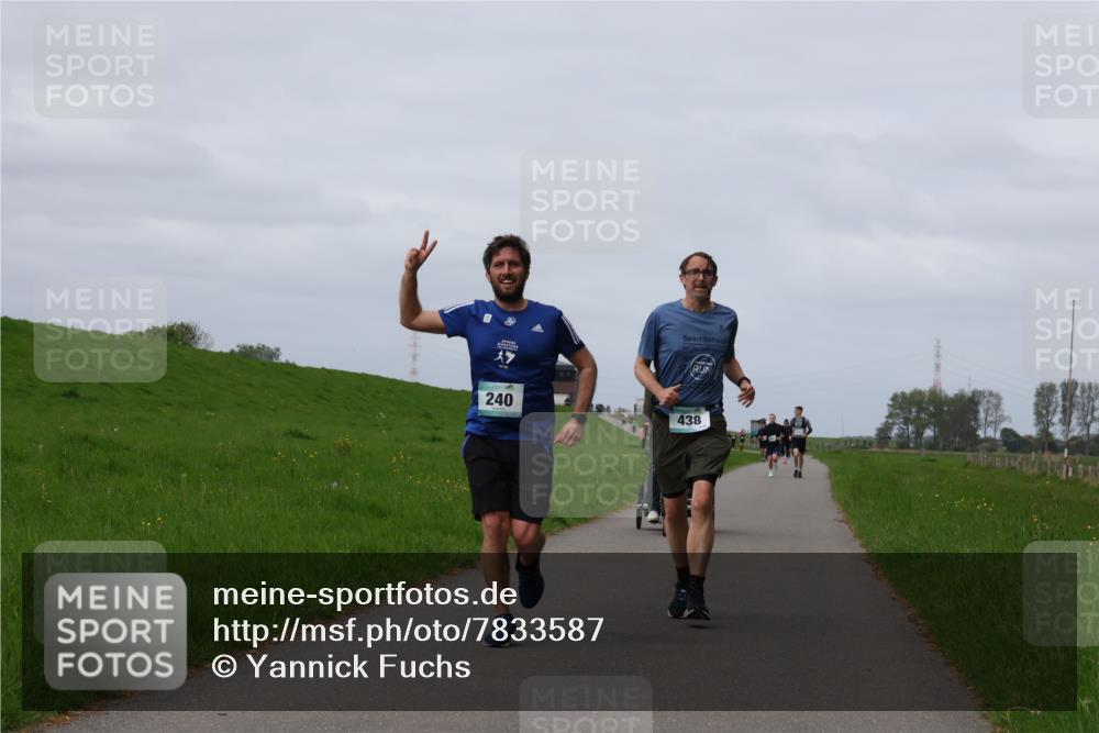 04.05.2025 - 8. Wedeler Halbmarathon Yannick Fuchs http://msf.ph/oto/7833587 04.05.2025 11:42:33 Laufen 240, 438 meine-sportfotos.de