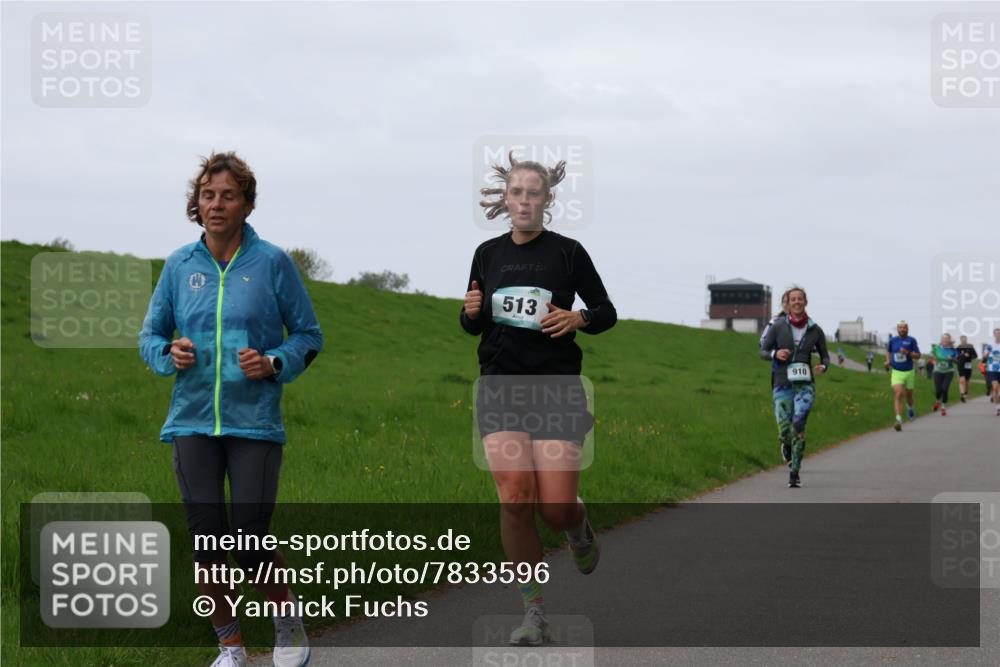 04.05.2025 - 8. Wedeler Halbmarathon Yannick Fuchs http://msf.ph/oto/7833596 04.05.2025 11:21:55 Laufen 513, 910 meine-sportfotos.de