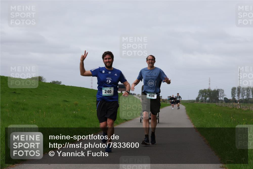 04.05.2025 - 8. Wedeler Halbmarathon Yannick Fuchs http://msf.ph/oto/7833600 04.05.2025 11:42:33 Laufen 240, 438 meine-sportfotos.de