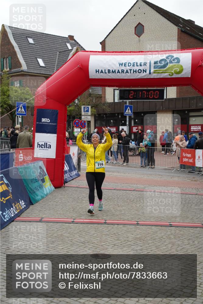 04.05.2025 - 8. Wedeler Halbmarathon Felixshl http://msf.ph/oto/7833663 04.05.2025 12:16:58 Ziel 716 meine-sportfotos.de