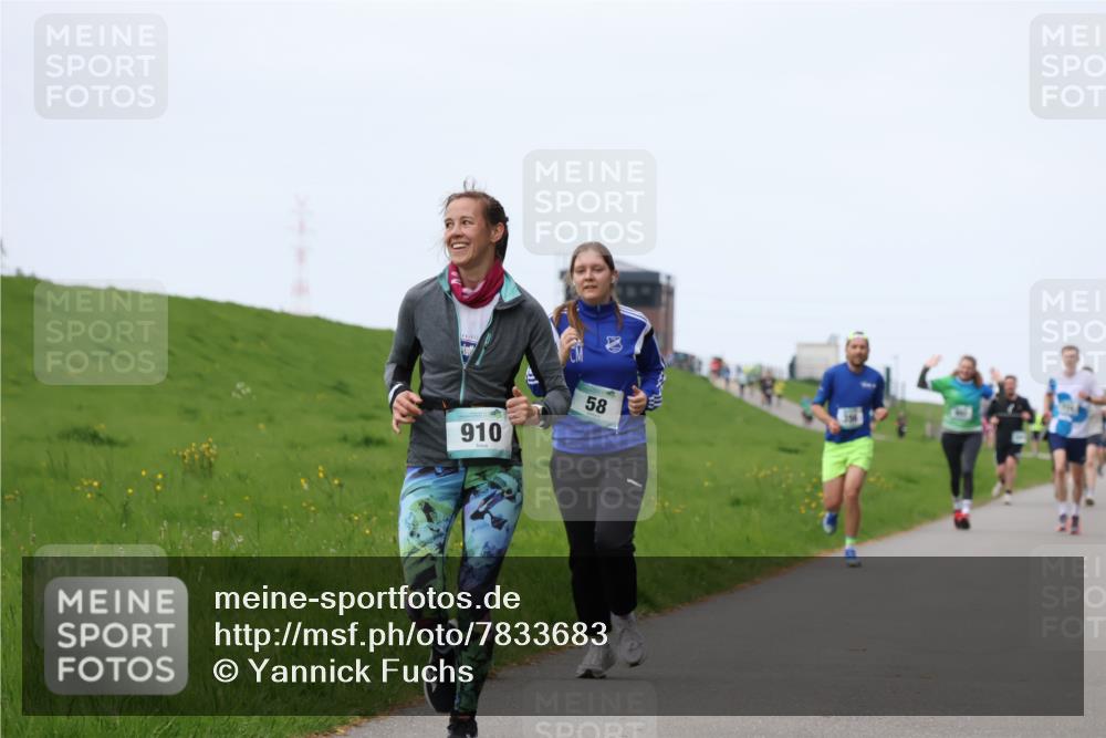 04.05.2025 - 8. Wedeler Halbmarathon Yannick Fuchs http://msf.ph/oto/7833683 04.05.2025 11:21:58 Laufen 910, 58 meine-sportfotos.de