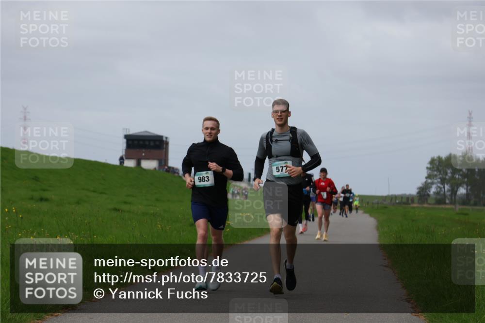 04.05.2025 - 8. Wedeler Halbmarathon Yannick Fuchs http://msf.ph/oto/7833725 04.05.2025 11:42:48 Laufen 577, 983 meine-sportfotos.de