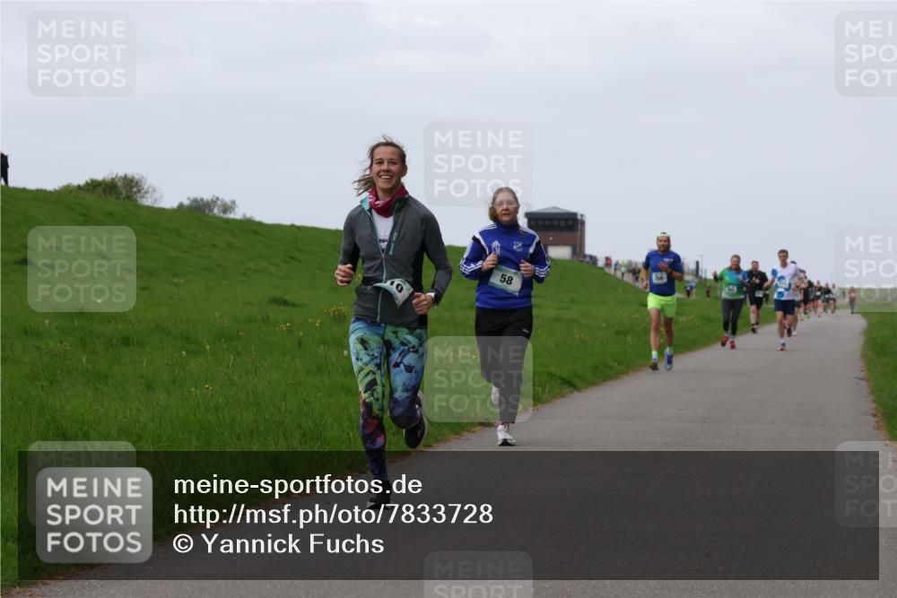04.05.2025 - 8. Wedeler Halbmarathon Yannick Fuchs http://msf.ph/oto/7833728 04.05.2025 11:21:59 Laufen 58 meine-sportfotos.de
