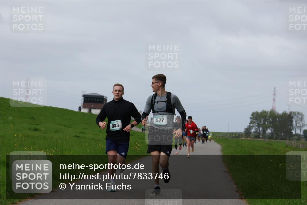 04.05.2025 - 8. Wedeler Halbmarathon Yannick Fuchs http://msf.ph/oto/7833746 04.05.2025 11:42:49 Laufen 577, 983 meine-sportfotos.de