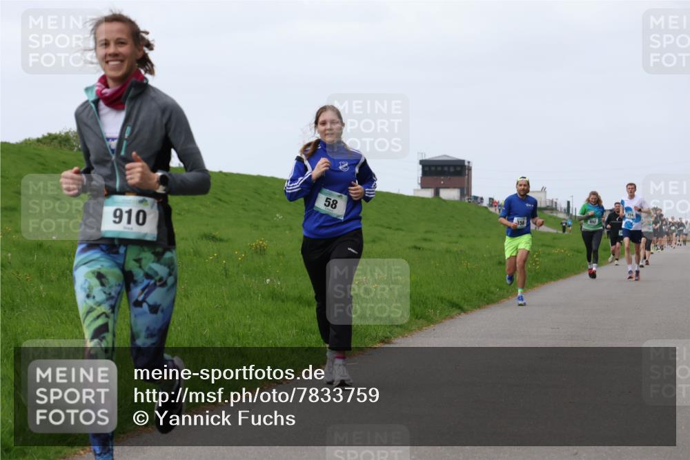 04.05.2025 - 8. Wedeler Halbmarathon Yannick Fuchs http://msf.ph/oto/7833759 04.05.2025 11:22:00 Laufen 910, 774, 58, 892, 356 meine-sportfotos.de