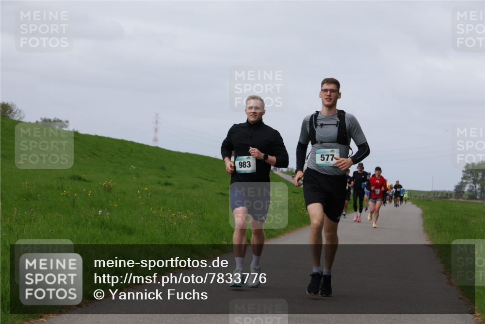04.05.2025 - 8. Wedeler Halbmarathon Yannick Fuchs http://msf.ph/oto/7833776 04.05.2025 11:42:50 Laufen 577, 983 meine-sportfotos.de