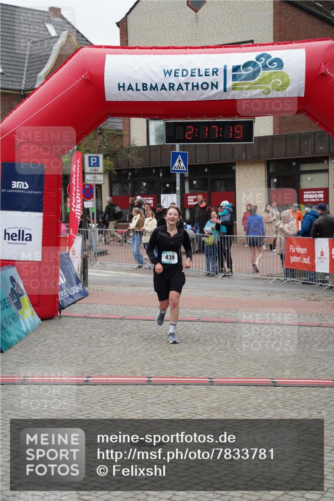 04.05.2025 - 8. Wedeler Halbmarathon Felixshl http://msf.ph/oto/7833781 04.05.2025 12:17:17 Ziel 439 meine-sportfotos.de