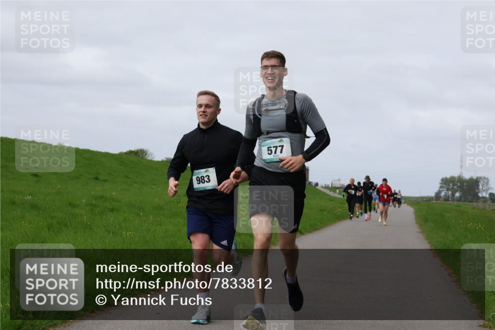 04.05.2025 - 8. Wedeler Halbmarathon Yannick Fuchs http://msf.ph/oto/7833812 04.05.2025 11:42:52 Laufen 983, 577 meine-sportfotos.de