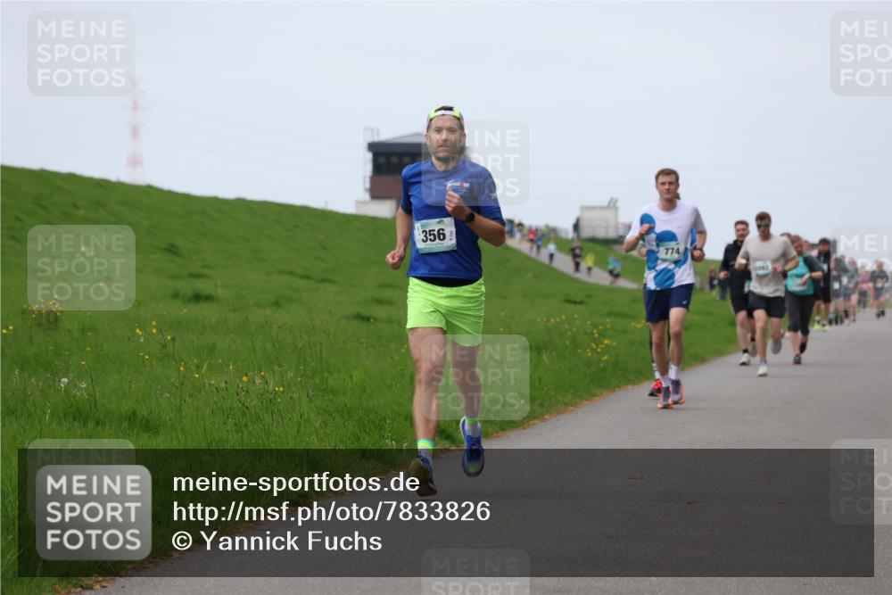 04.05.2025 - 8. Wedeler Halbmarathon Yannick Fuchs http://msf.ph/oto/7833826 04.05.2025 11:22:03 Laufen 356, 774 meine-sportfotos.de