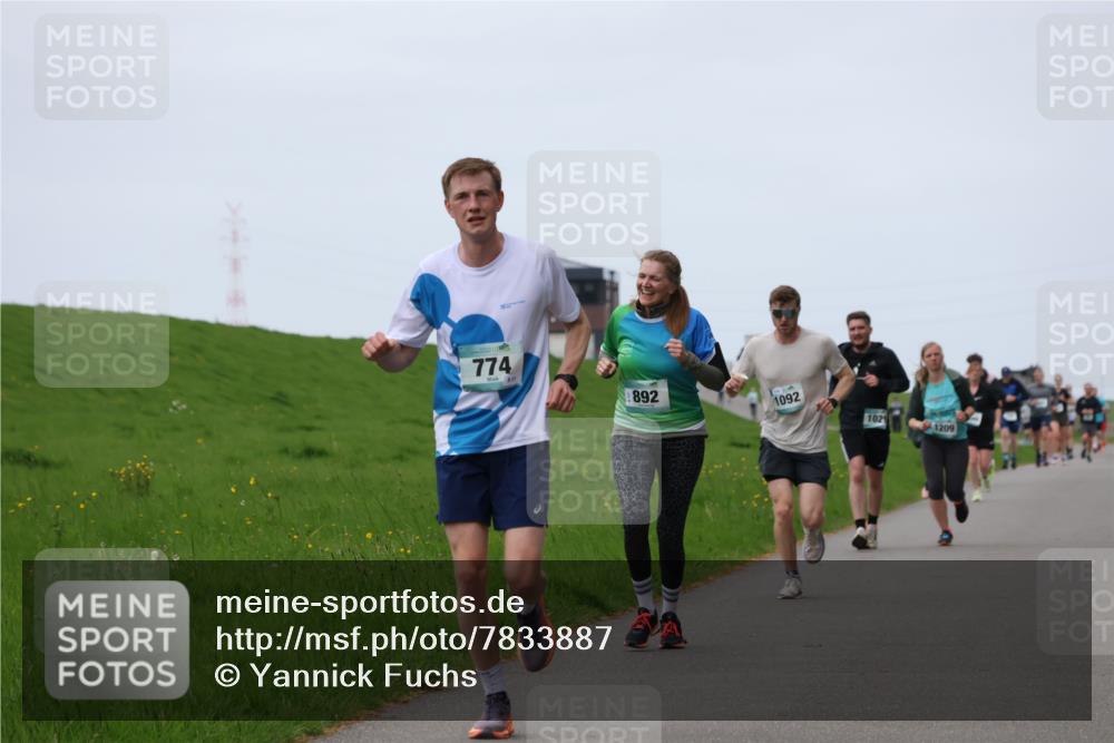 04.05.2025 - 8. Wedeler Halbmarathon Yannick Fuchs http://msf.ph/oto/7833887 04.05.2025 11:22:10 Laufen 774, 892, 1092, 1029, 1209 meine-sportfotos.de