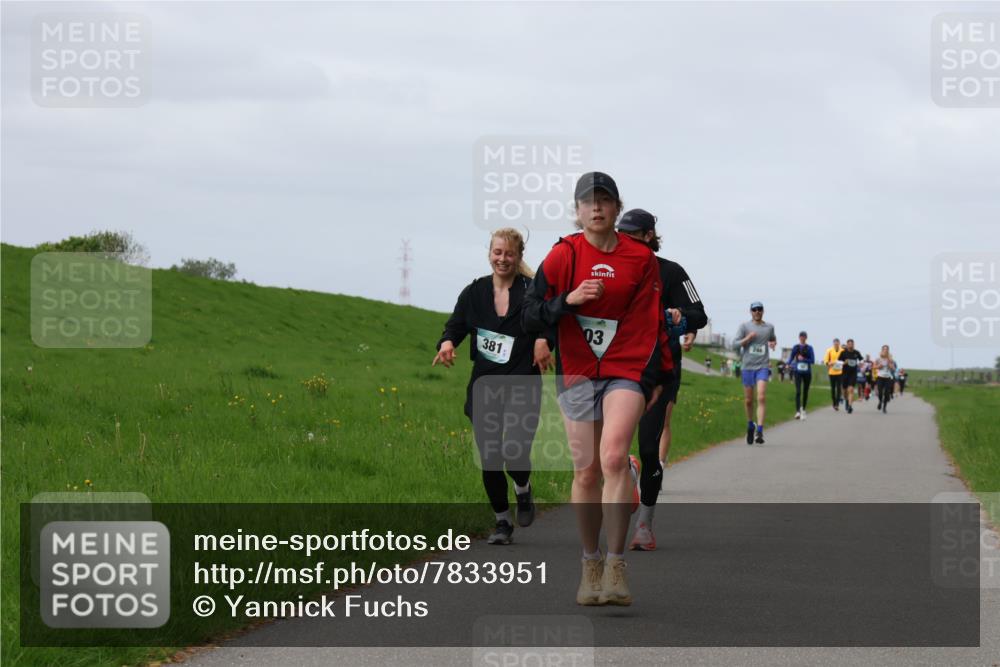 04.05.2025 - 8. Wedeler Halbmarathon Yannick Fuchs http://msf.ph/oto/7833951 04.05.2025 11:43:02 Laufen 381, 03, 248 meine-sportfotos.de